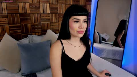 Snapshot of almablaze chatting on 12, 4, 2026 Mia online show from 12, 4, 2026