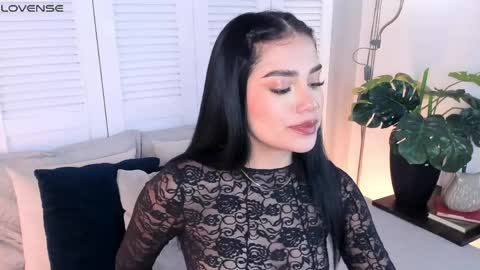 Snapshot of almablaze chatting on 25, 4, 2026 Mia online show from 25, 4, 2026
