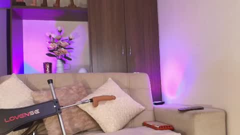 Snapshot of almacastillo2 chatting on 11, 7, 2026 Alma Castillo online show from 11, 7, 2026