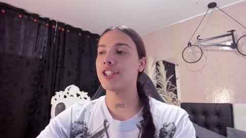 Santy online show from 5, 2, 2026