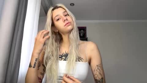 Arina online show from 1, 10, 2025