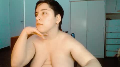 Snapshot of almondonwheels chatting on 26, 1, 2025 Almond online show from 26, 1, 2025