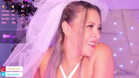 ALONDRAMILF online show from 8, 1, 2025