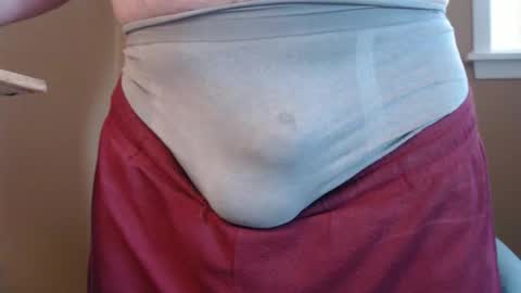 Snapshot of aloneandjustme chatting on 18, 4, 2026 JustMe online show from 18, 4, 2026