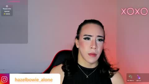 Snapshot of alonehazel chatting on 27, 11, 2025 Hazel Bowie online show from 27, 11, 2025