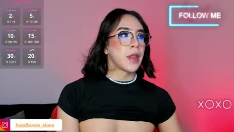 Snapshot of alonehazel chatting on 14, 12, 2025 Hazel Bowie online show from 14, 12, 2025