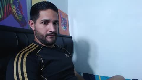 Snapshot of alonxoo chatting on 16, 4, 2026 alonxoo online show from 16, 4, 2026