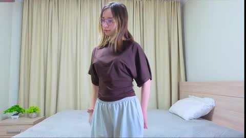 Snapshot of aloreanna chatting on 19, 3, 2026 Alorenna online show from 19, 3, 2026