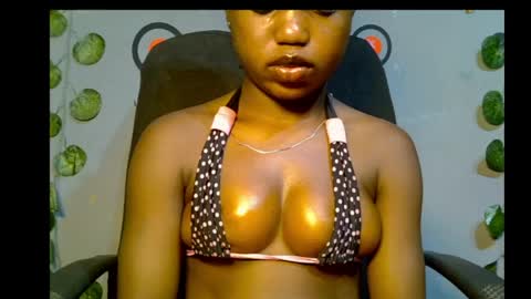 Snapshot of alosexy_bae chatting on 6, 6, 2026 alo online show from 6, 6, 2026