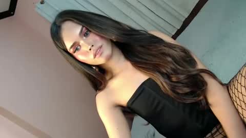 Snapshot of alove_too_last chatting on 23, 1, 2025 LEXY online show from 23, 1, 2025