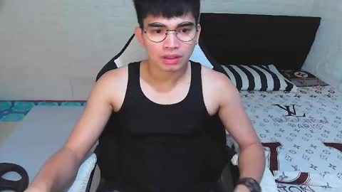 Angelo online show from 15, 12, 2025