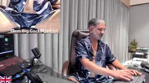 Snapshot of alpha_uk_boss chatting on 27, 3, 2026 alpha_uk_boss online show from 27, 3, 2026