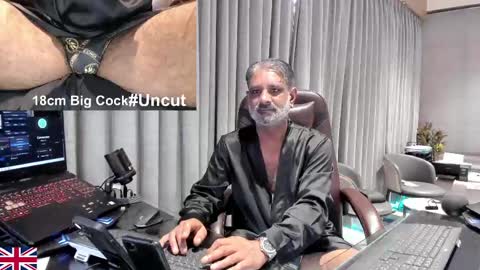 Snapshot of alpha_uk_boss chatting on 17, 4, 2026 alpha_uk_boss online show from 17, 4, 2026