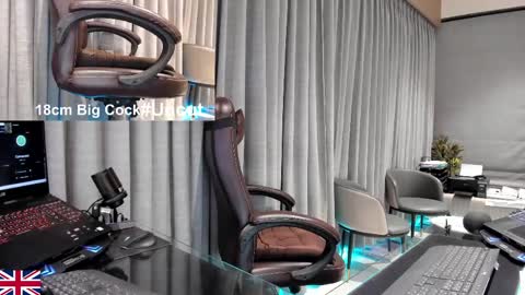 Snapshot of alpha_uk_boss chatting on 19, 4, 2026 alpha_uk_boss online show from 19, 4, 2026