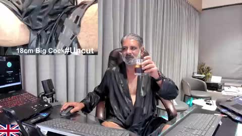 Snapshot of alpha_uk_boss chatting on 27, 4, 2026 alpha_uk_boss online show from 27, 4, 2026