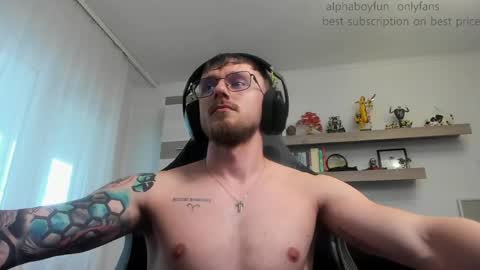 Snapshot of alphaboyfun chatting on 18, 4, 2026 Andi online show from 18, 4, 2026