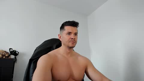 Snapshot of alphagodleatherking92 chatting on 21, 3, 2026 LeatherMaster online show from 21, 3, 2026