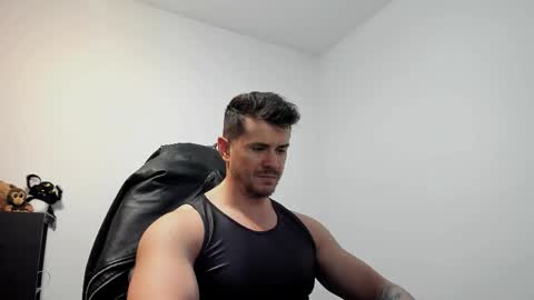 Snapshot of alphagodleatherking92 chatting on 29, 3, 2026 LeatherMaster online show from 29, 3, 2026