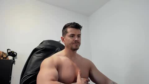 Snapshot of alphagodleatherking92 chatting on 30, 3, 2026 LeatherMaster online show from 30, 3, 2026