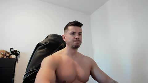 Snapshot of alphagodleatherking92 chatting on 23, 4, 2026 LeatherMaster online show from 23, 4, 2026