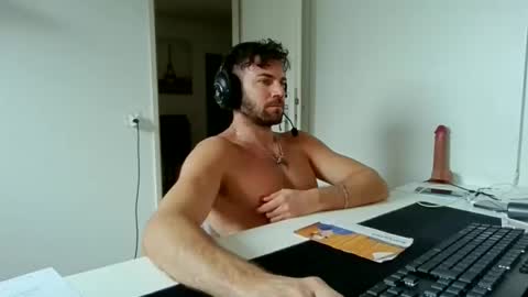 Snapshot of alphah_hunk chatting on 16, 3, 2026 alphah_hunk online show from 16, 3, 2026