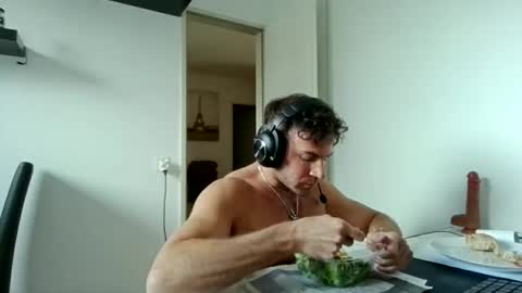 Snapshot of alphah_hunk chatting on 2, 4, 2026 alphah_hunk online show from 2, 4, 2026