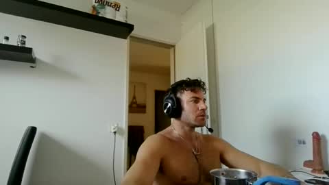 Snapshot of alphah_hunk chatting on 3, 4, 2026 alphah_hunk online show from 3, 4, 2026