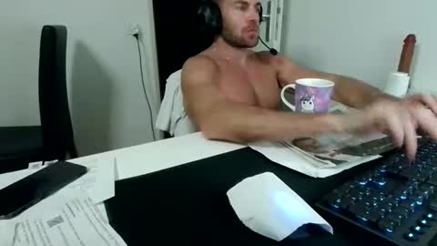 Snapshot of alphah_hunk chatting on 11, 4, 2026 alphah_hunk online show from 11, 4, 2026