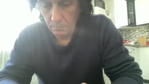 Snapshot of alphandre chatting on 21, 2, 2025 AlphAndre online show from 21, 2, 2025
