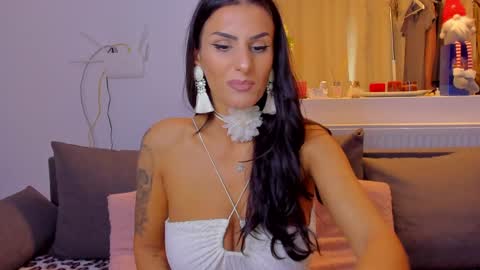 Michelle online show from 24, 11, 2025