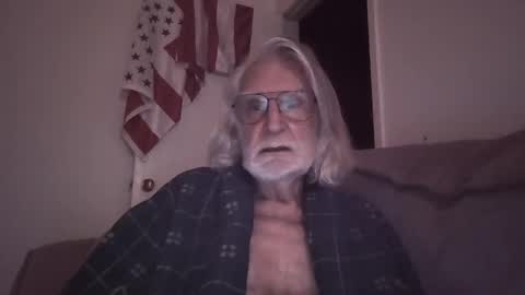 Snapshot of alphauniform chatting on 19, 3, 2026 AlphaUniform online show from 19, 3, 2026