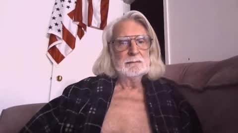 Snapshot of alphauniform chatting on 30, 3, 2026 AlphaUniform online show from 30, 3, 2026