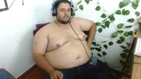 Snapshot of altairstudiosboy chatting on 11, 10, 2025 Jhosep online show from 11, 10, 2025