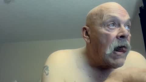 Snapshot of altoplay69 chatting on 19, 10, 2025 altoplay69 online show from 19, 10, 2025