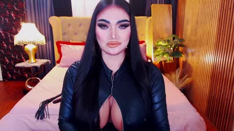 Snapshot of alurajhenson chatting on 2, 4, 2026 Alura Jhenson online show from 2, 4, 2026