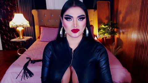 Snapshot of alurajhenson chatting on 4, 4, 2026 Alura Jhenson online show from 4, 4, 2026