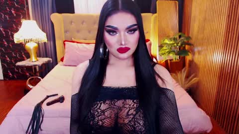 Snapshot of alurajhenson chatting on 5, 4, 2026 Alura Jhenson online show from 5, 4, 2026
