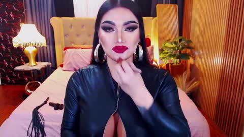 Snapshot of alurajhenson chatting on 6, 4, 2026 Alura Jhenson online show from 6, 4, 2026