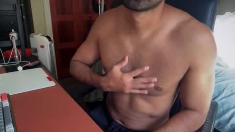 Snapshot of alvaro94p chatting on 5, 12, 2025 Alvi94 online show from 5, 12, 2025