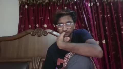 Snapshot of alvin_miler chatting on 5, 10, 2025 alvin miler online show from 5, 10, 2025