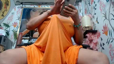 SARAHEYHEYHUGECOCK online show from 4, 2, 2025