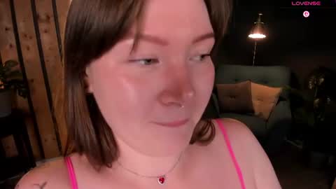 Snapshot of alwayssunnny chatting on 23, 6, 2026 Lilu online show from 23, 6, 2026