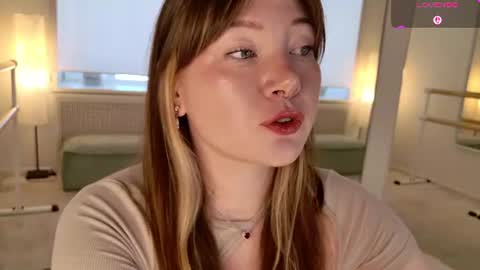 Snapshot of alwayssunnny chatting on 17, 7, 2026 Lilu online show from 17, 7, 2026