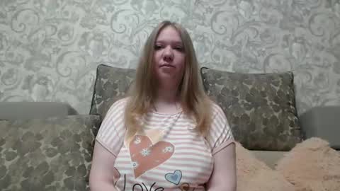 Snapshot of alya764770 chatting on 22, 4, 2026 alya764770 online show from 22, 4, 2026