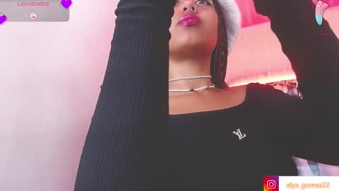 Snapshot of alya_gomez chatting on 2, 2, 2025 online show from 2, 2, 2025