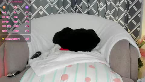 Snapshot of alyjonesoficiall_ chatting on 12, 5, 2026 Aly Instg oficial alyjones Lush and Domi love toys are on online show from 12, 5, 2026