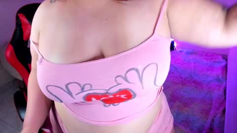 Snapshot of alyn__miller chatting on 9, 4, 2026 Elyn online show from 9, 4, 2026