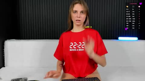 Alena online show from 10, 11, 2025