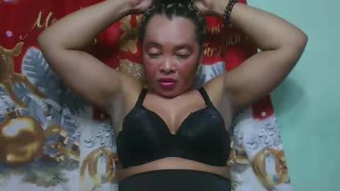 Snapshot of alypierette chatting on 2, 3, 2026 alypierette online show from 2, 3, 2026