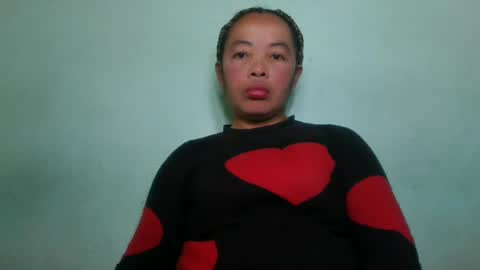 Snapshot of alypierette chatting on 25, 6, 2026 alypierette online show from 25, 6, 2026